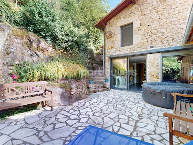 Maison vente à La Roche-sur-Yon, Mortagne-sur-sèvre
