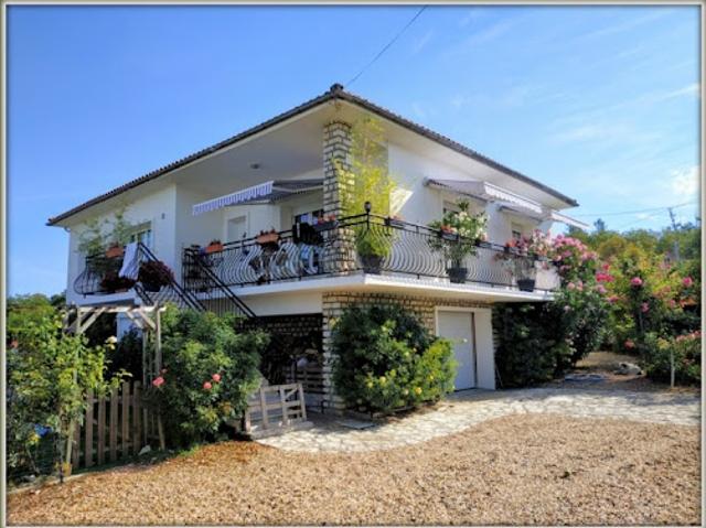 Maison vente à Angoulême, Chalais