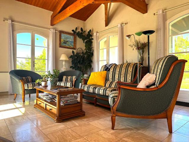 Maison vente à Saintes, Les Gonds