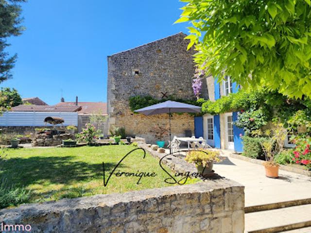 Maison vente à Fontenay-le-Comte, Sainte-hermine