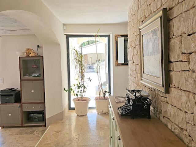 Maison vente à Nîmes, Goudargues