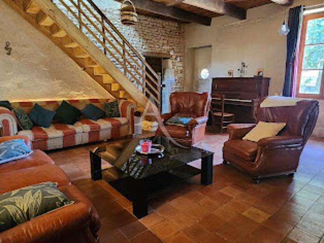 Maison vente à Montmorillon, Champagné-le-sec