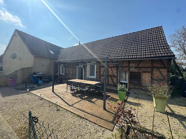 Maison vente à Louhans-Châteaurenaud, Savigny-sur-seille