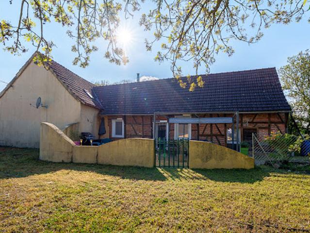 Maison vente à Louhans-Châteaurenaud, Savigny-sur-seille