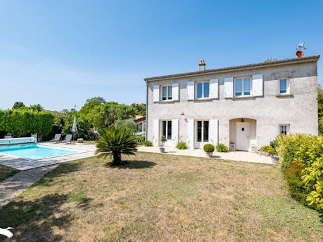 Maison vente à Saint-Jean-d'Angély, Matha