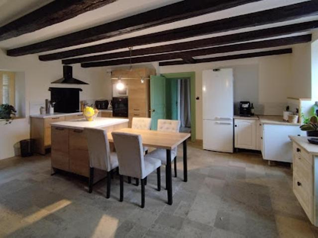Maison vente à Angoulême, Chazelles
