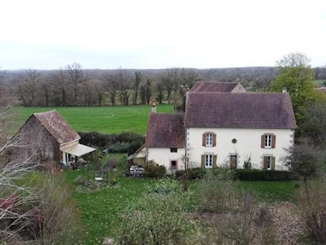 Maison vente à Guéret, Chéniers