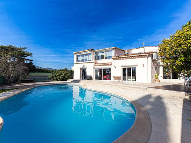 Maison vente à Grasse, La Roquette-sur-siagne
