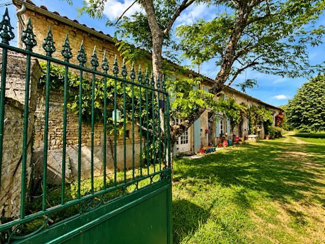 Maison vente à Niort, Sauzé-vaussais