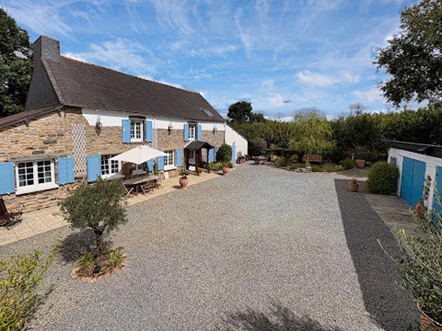 Maison vente à Collinée, Le Mené
