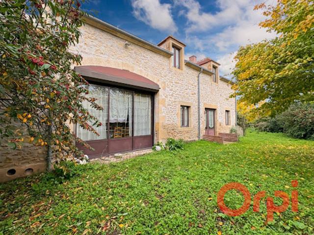 Maison vente à Saint-Amand-Montrond, Saint-pierre-les-etieux