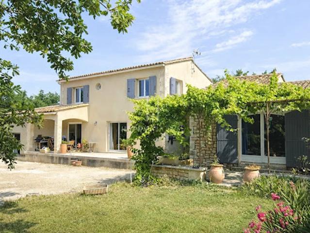 Maison vente à Arles, Eyragues