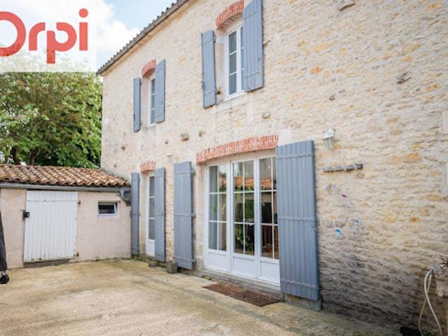 Maison vente à La Rochelle, Thairé