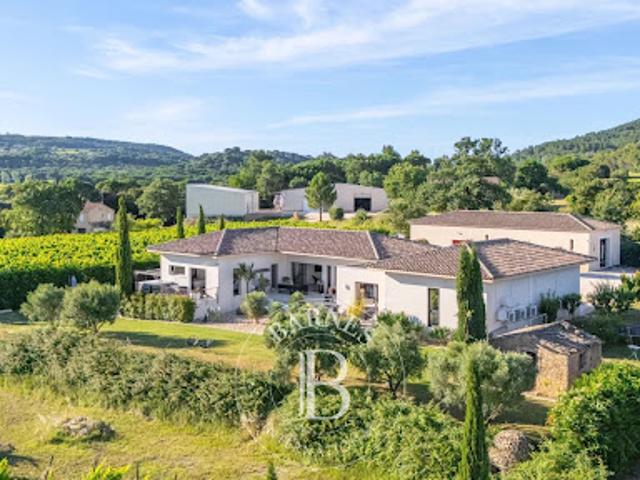 Maison vente à Nîmes, Tresques