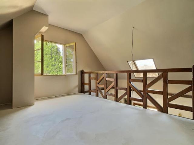 Maison vente à Montargis, Montcresson