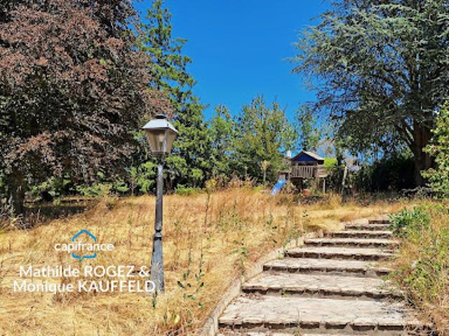 Maison vente à Thiers, Courpière