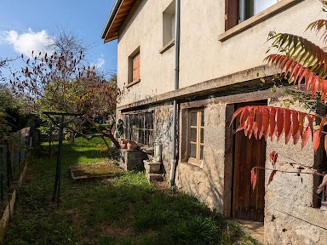 Maison vente à Thiers, Saint-rémy-sur-durolle