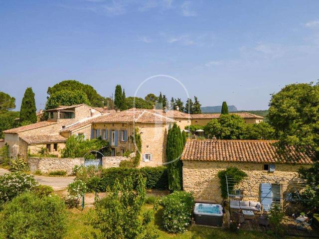 Maison vente à Nîmes, Aigaliers