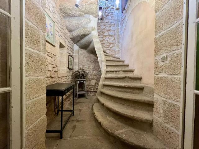Maison vente à Nîmes, Aigaliers