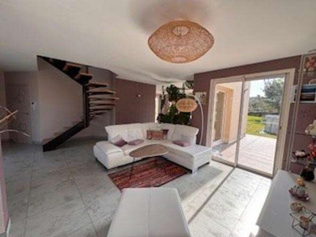 Maison vente à La Flèche, Auvers-le-hamon