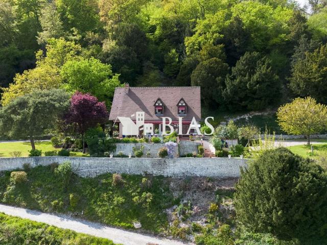 Maison vente à Bernay, Bourg-achard