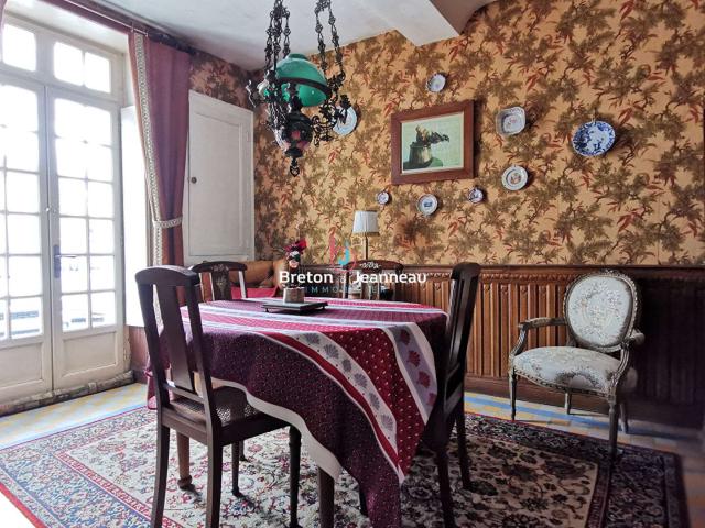 Maison vente à Mayenne, Champgenéteux