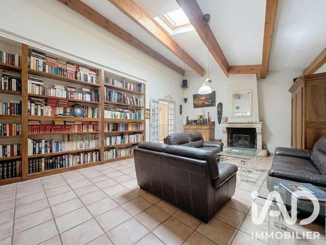 Maison vente à La Rochelle, Charron