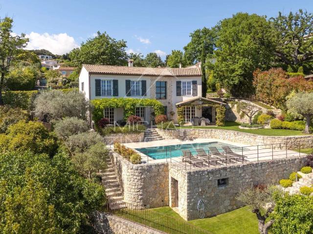Maison vente à Grasse, Châteauneuf-grasse