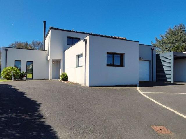 Maison vente à La Roche-sur-Yon, Chavagnes-en-paillers