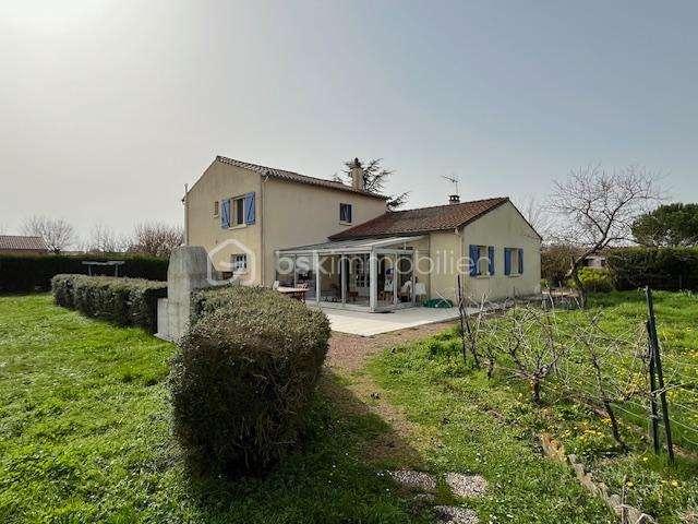 Maison vente à Niort, Fors