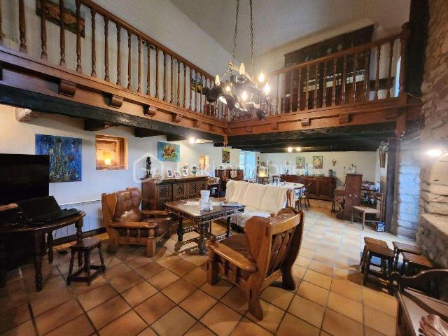 Maison vente à Pontivy, Bretagne