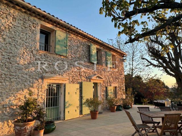 Maison vente à Apt, La Bastide-des-jourdans