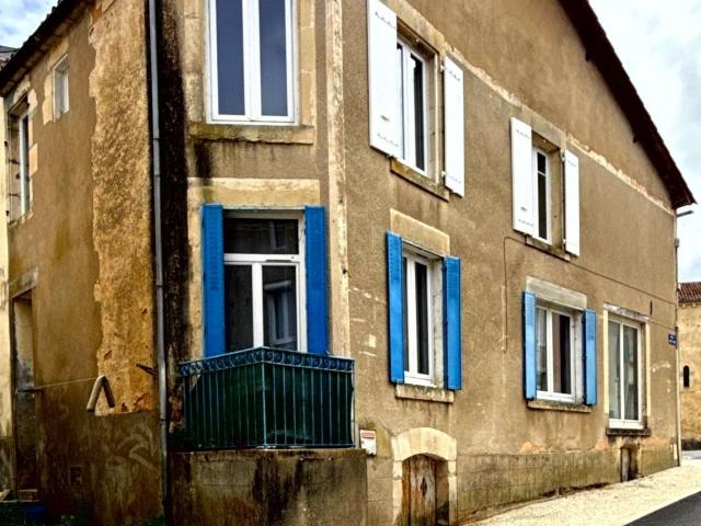 Maison vente à Fontenay-le-Comte, La Caillère-saint-hilaire
