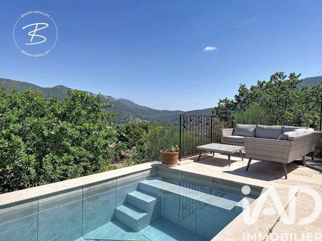 Maison vente à Arrondissement de Toulon, Le Revest-les-eaux