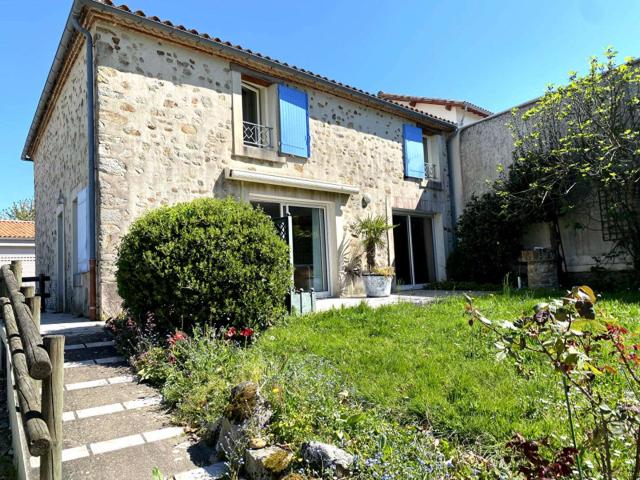 Maison vente à La Roche-sur-Yon, Les Clouzeaux