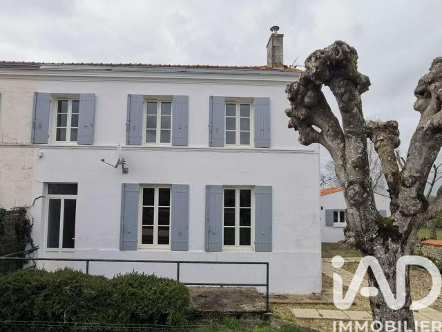 Maison vente à Saintes, Les Gonds