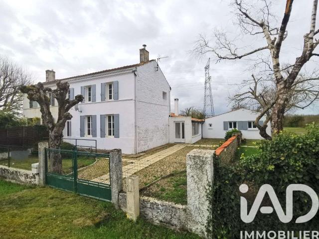 Maison vente à Saintes, Les Gonds