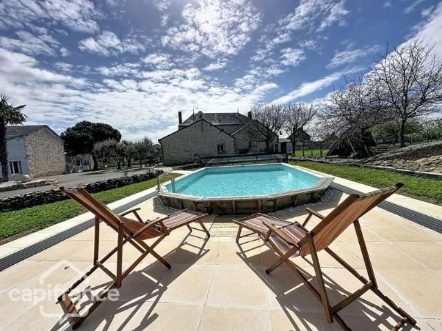 Maison vente à Bressuire, Luzay