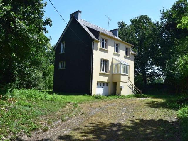 Maison vente à Guingamp, Bretagne