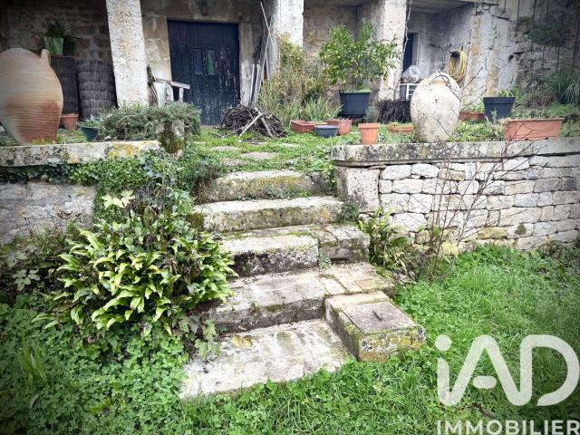 Maison vente à Niort, Mellé