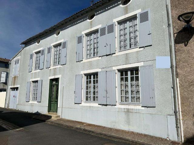 Maison vente à Parthenay, Ménigoute