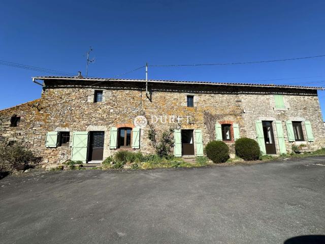 Maison vente à La Roche-sur-Yon, Montaigu