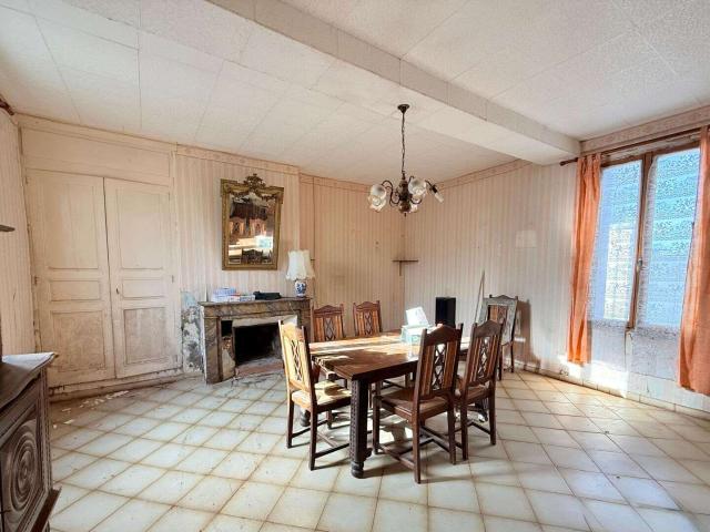 Maison vente à Saumur, Montreuil-bellay