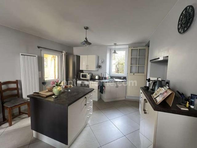 Maison vente à La Roche-sur-Yon, Mortagne-sur-sèvre