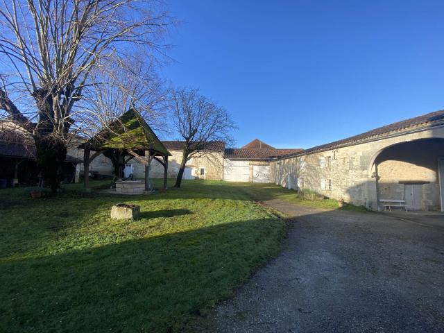 Maison vente à Cognac, Genac