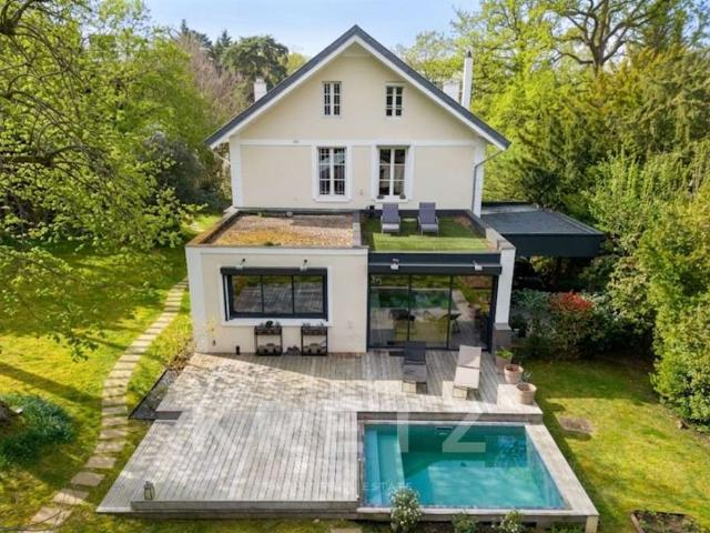 Maison vente à Nanterre, Rueil-malmaison