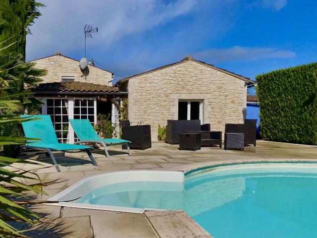 Maison vente à Rochefort, Saint-agnant