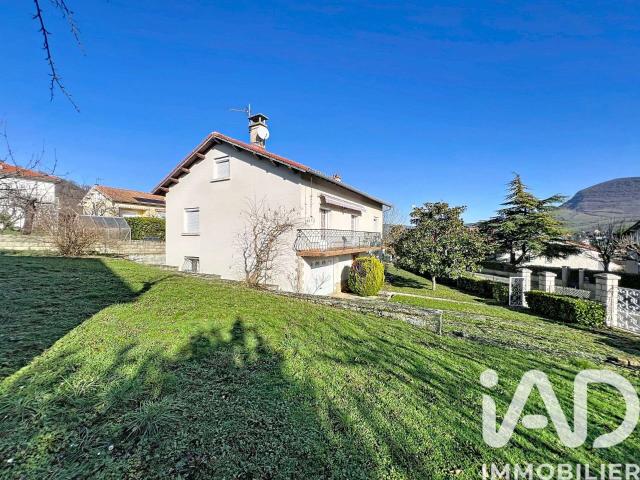 Maison vente à Millau, Saint-georges-de-luzençon