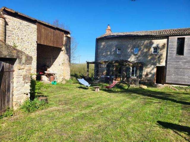 Maison vente à Parthenay, Saint-loup-lamairé