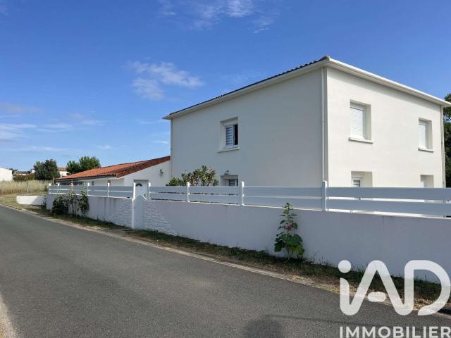 Maison vente à Saintes, Saint-romain-de-benet